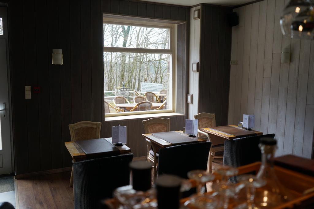 Hotel Les 5 Ourthes Houffalize Esterno foto